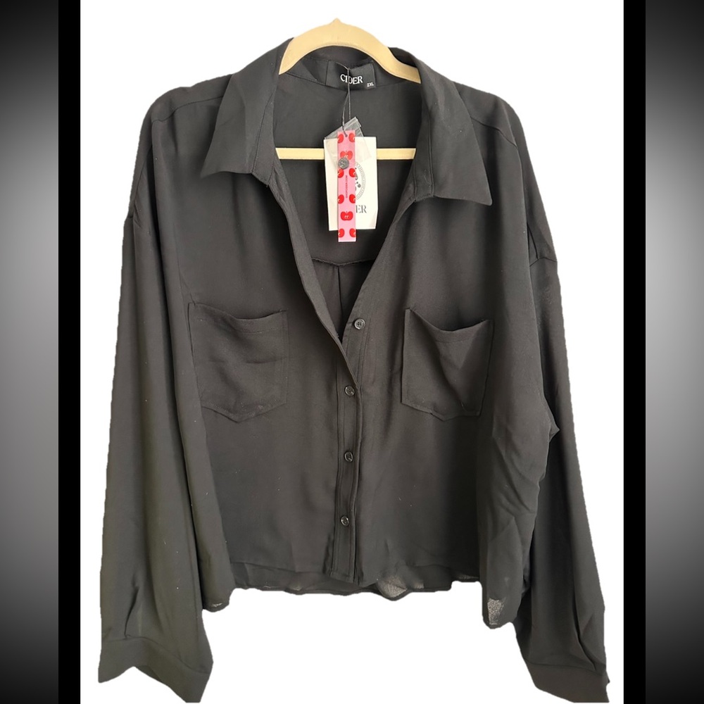 CIDER Women’s Black Sheer Full Sleeve Cropped Button Up Blouse Sz 2X